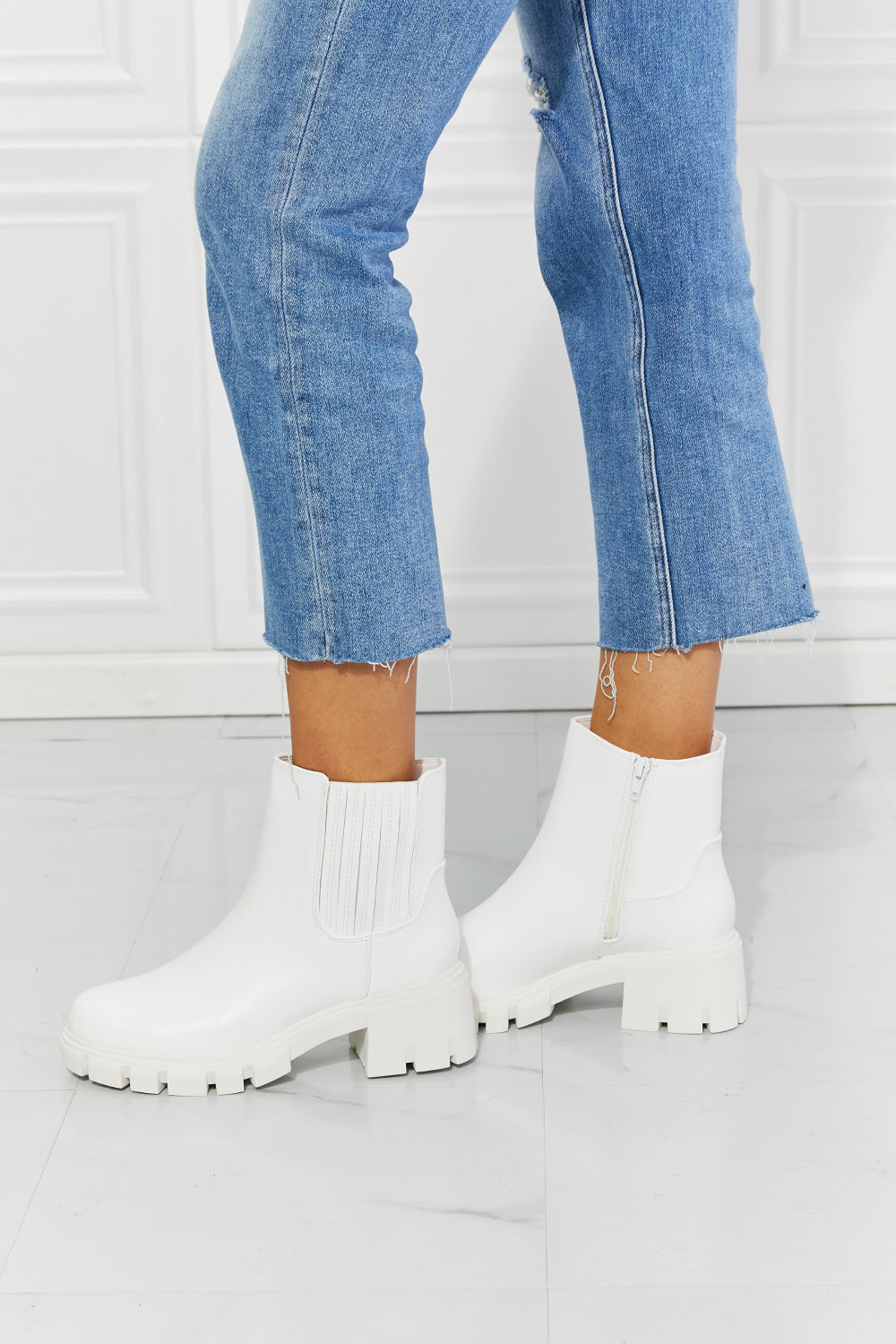 MMShoes What It Takes Lug Sole Chelsea Boots in White - Premium  from Trendsi - Just $53.00! Shop now at noTORIous + co